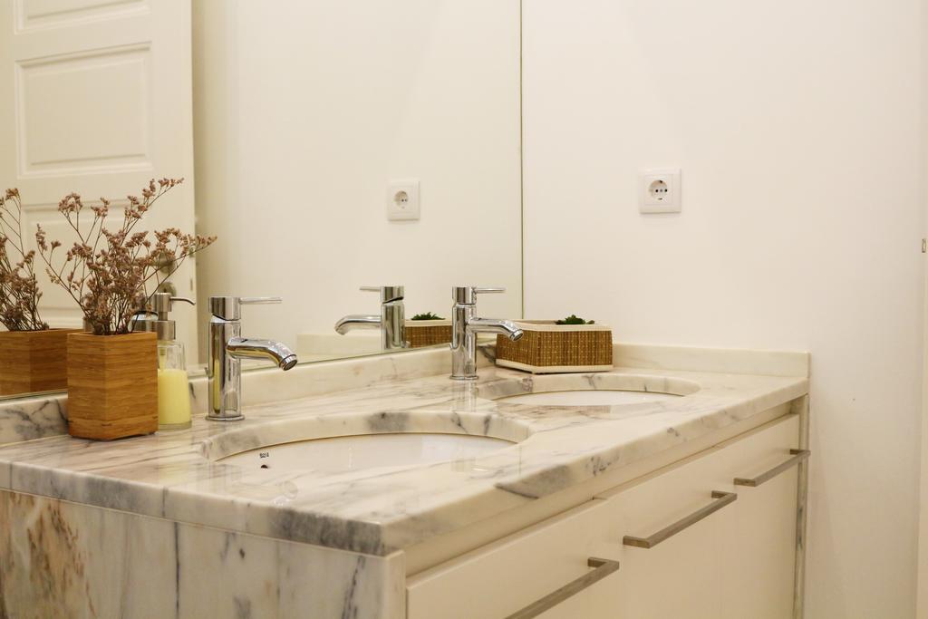 Lisbon99 Apartment ภายนอก รูปภาพ